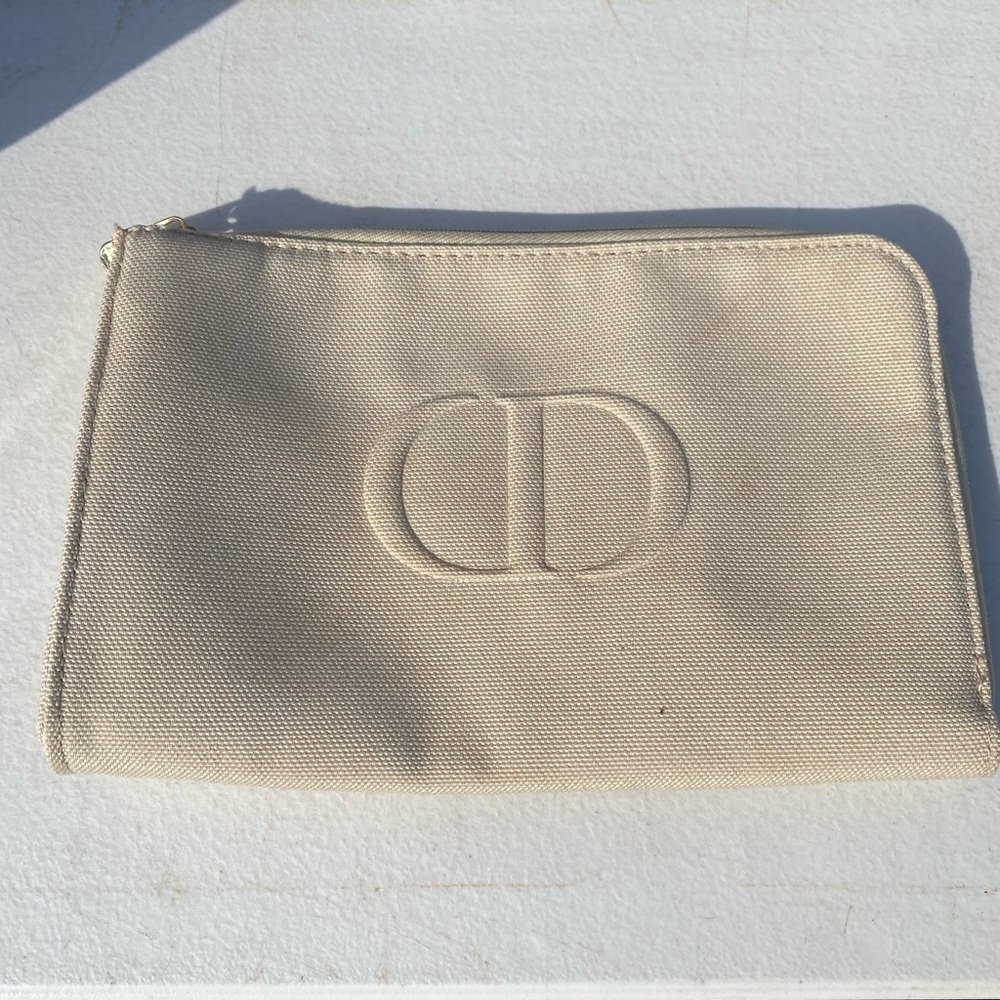 Dior beauty pouch